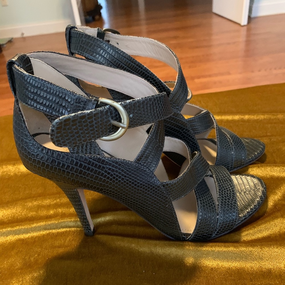 Joan &David 8.5 NWOT gorgeous heels